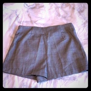 Plaid/Houndstooth Shorts